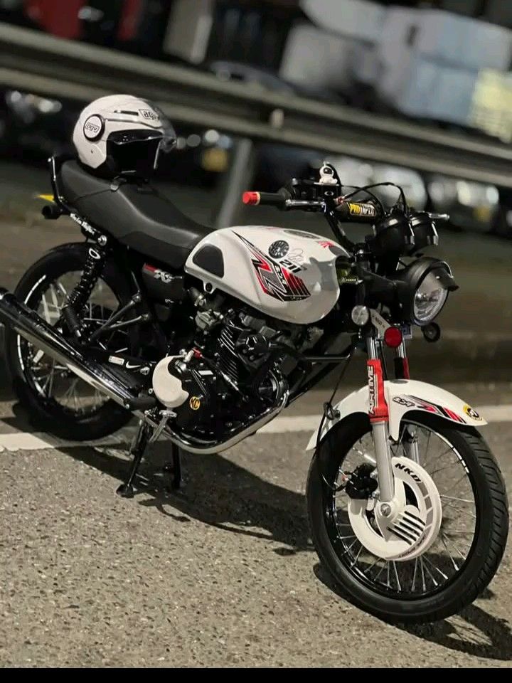 AKT NKD 125 en venta